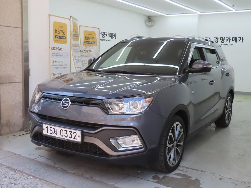 Ssangyong Tivoli - Vista 2