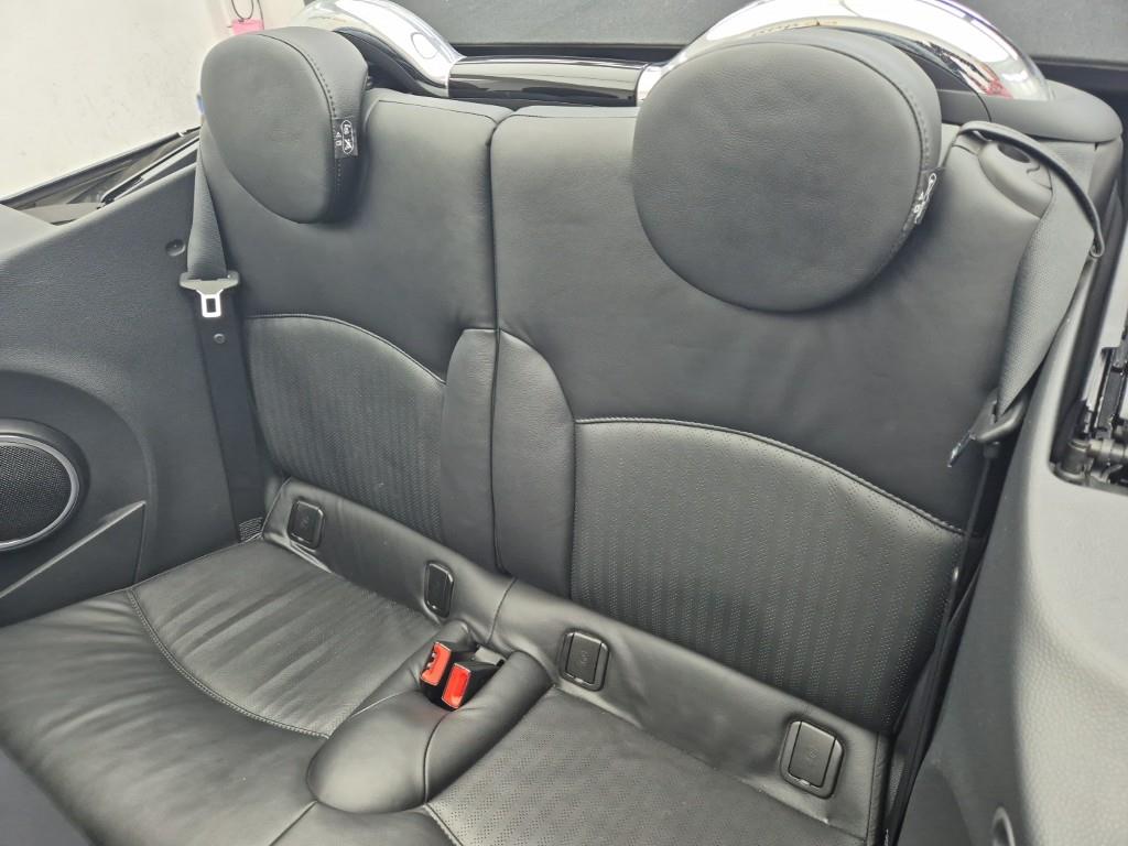 Mini Cooper Convertible - Vista 12