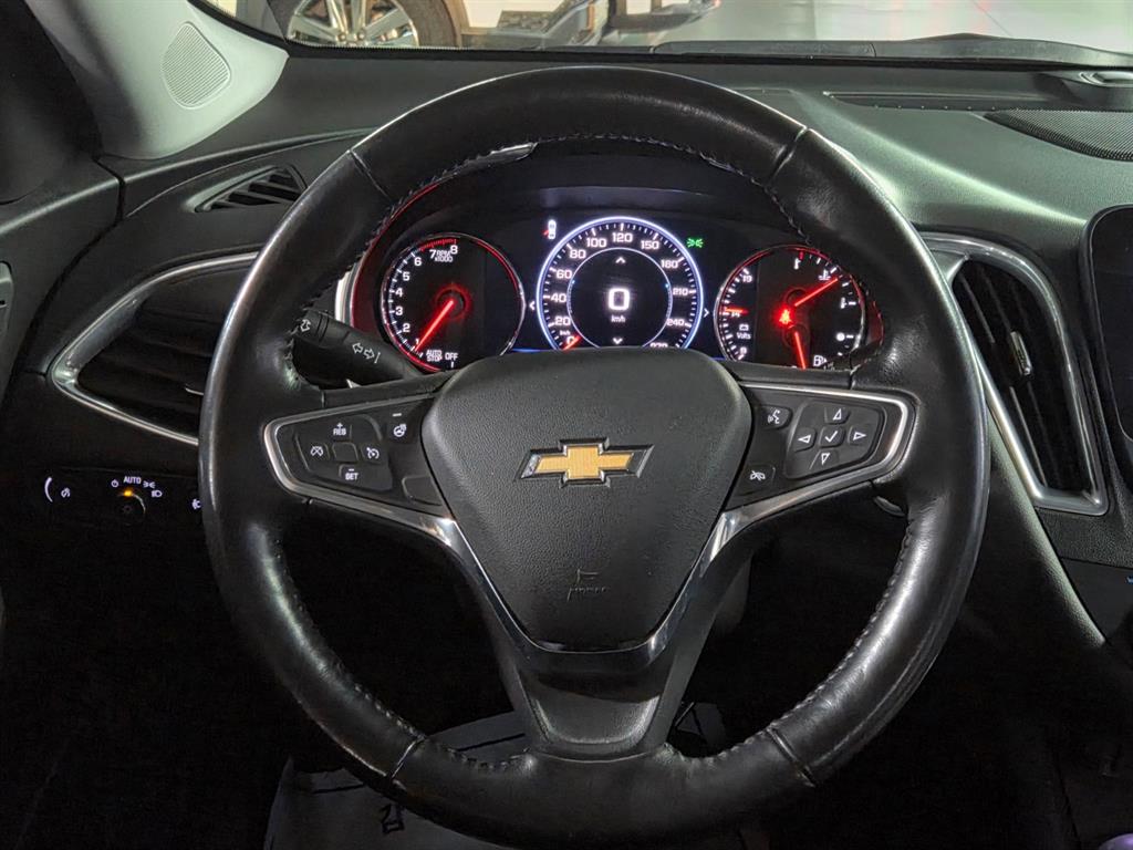 Chevrolet Malibu - Vista 8