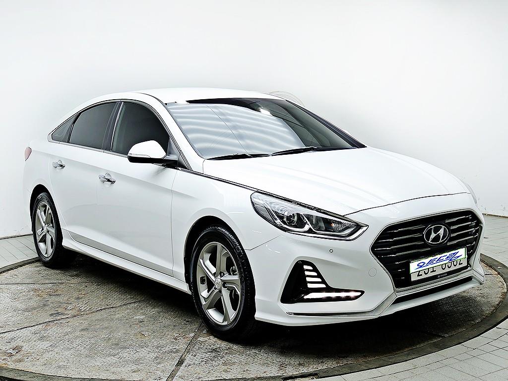 HYUNDAI Sonata - Vista 3