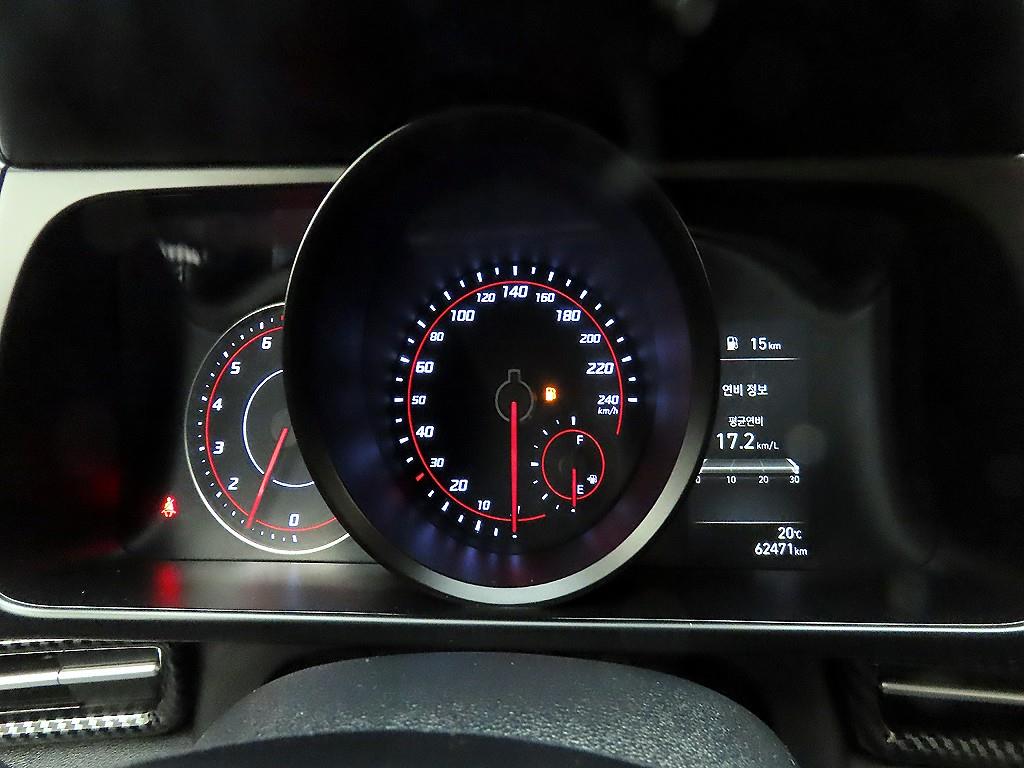 HYUNDAI Avante - Vista 6