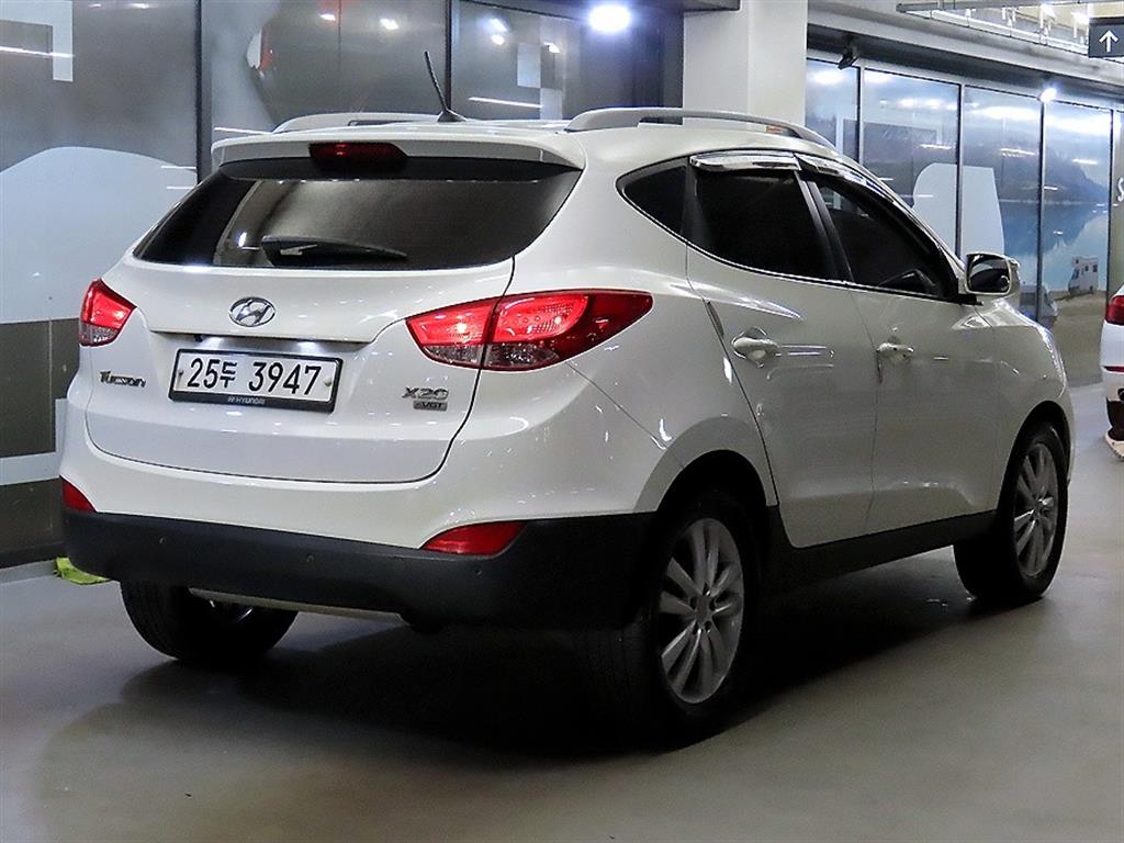 HYUNDAI Tucson - Vista 4