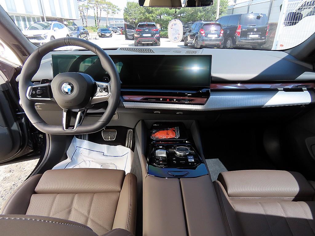 BMW 5 Series - Vista 7