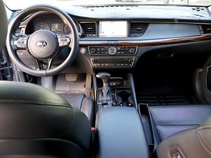 KIA K7 - Vista 10