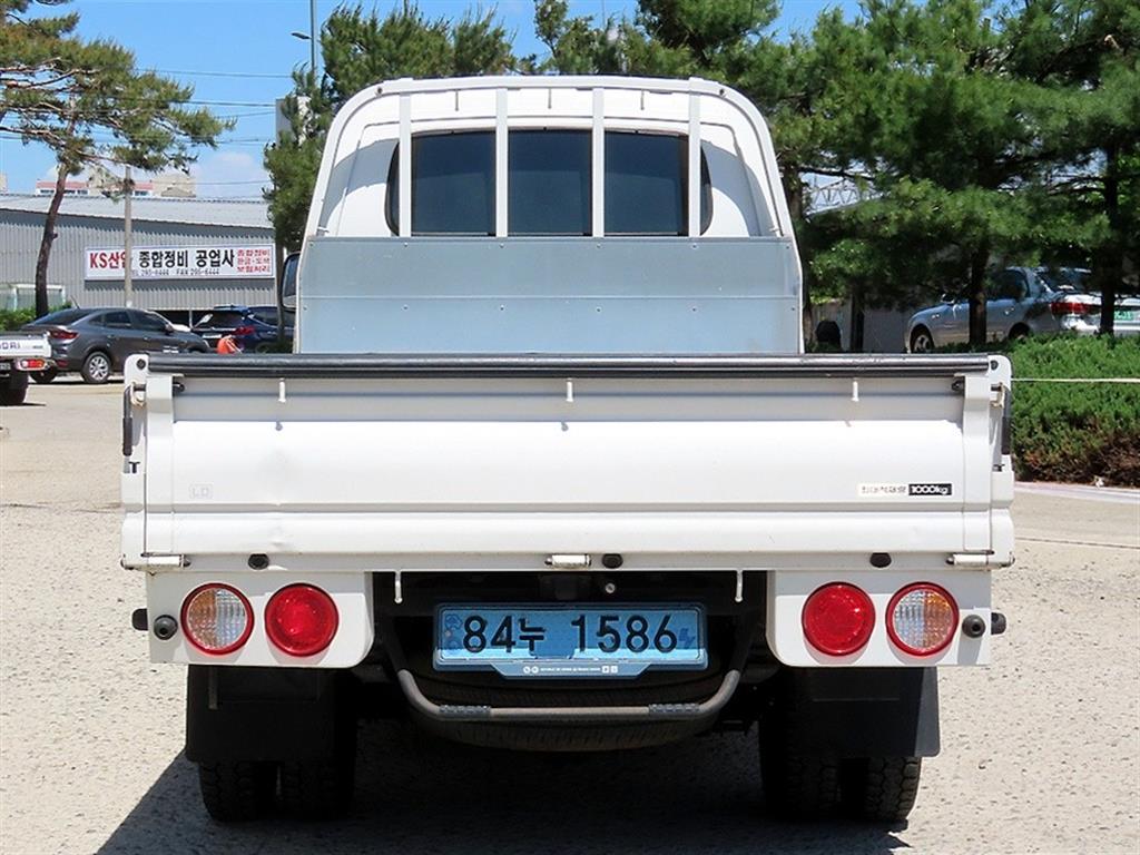 Small Truck Cargo (small) - Vista 4