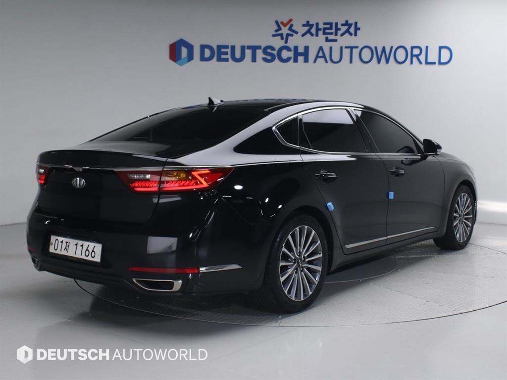 KIA K7 - Vista 4