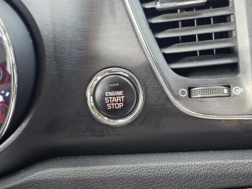 KIA Carnival 2019 Negro - Importación desde Corea - HF Imports Iquique - Foto 13