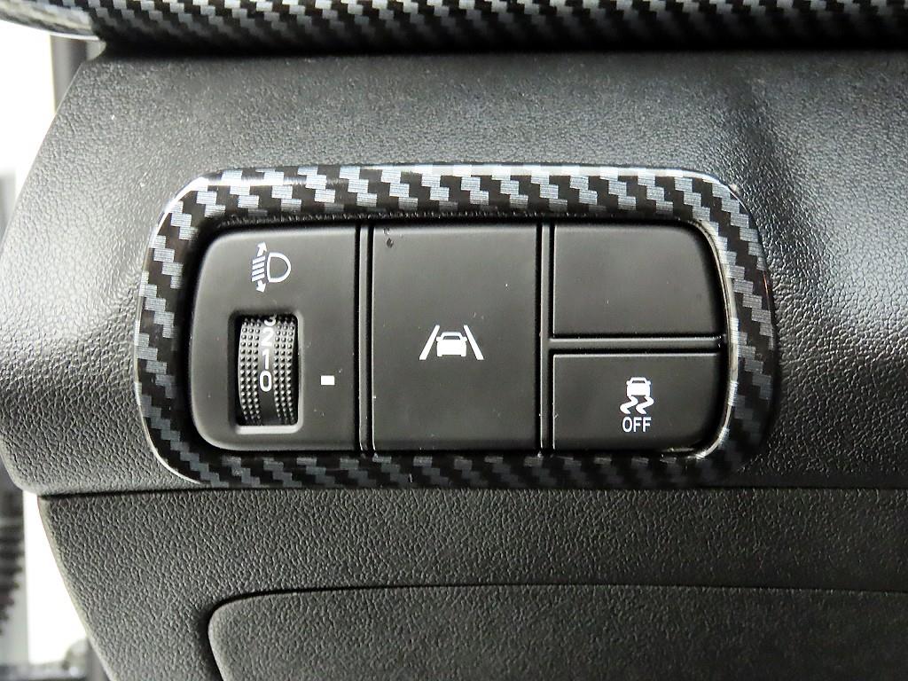 HYUNDAI Avante - Vista 11