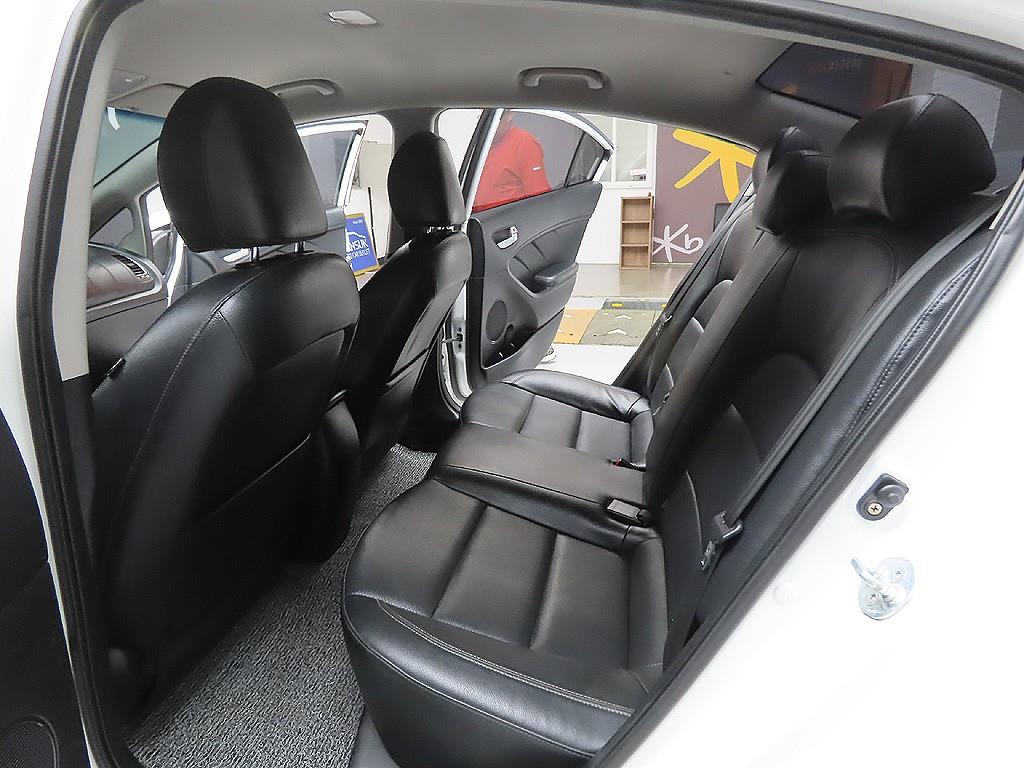 KIA K3 2014 Blanco - Importación desde Corea - HF Imports Iquique - Foto 11