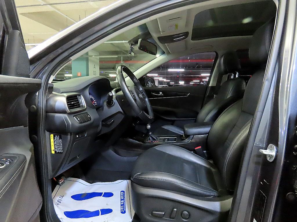 KIA Sorento - Vista 6