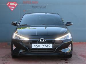 HYUNDAI Avante - Vista 4