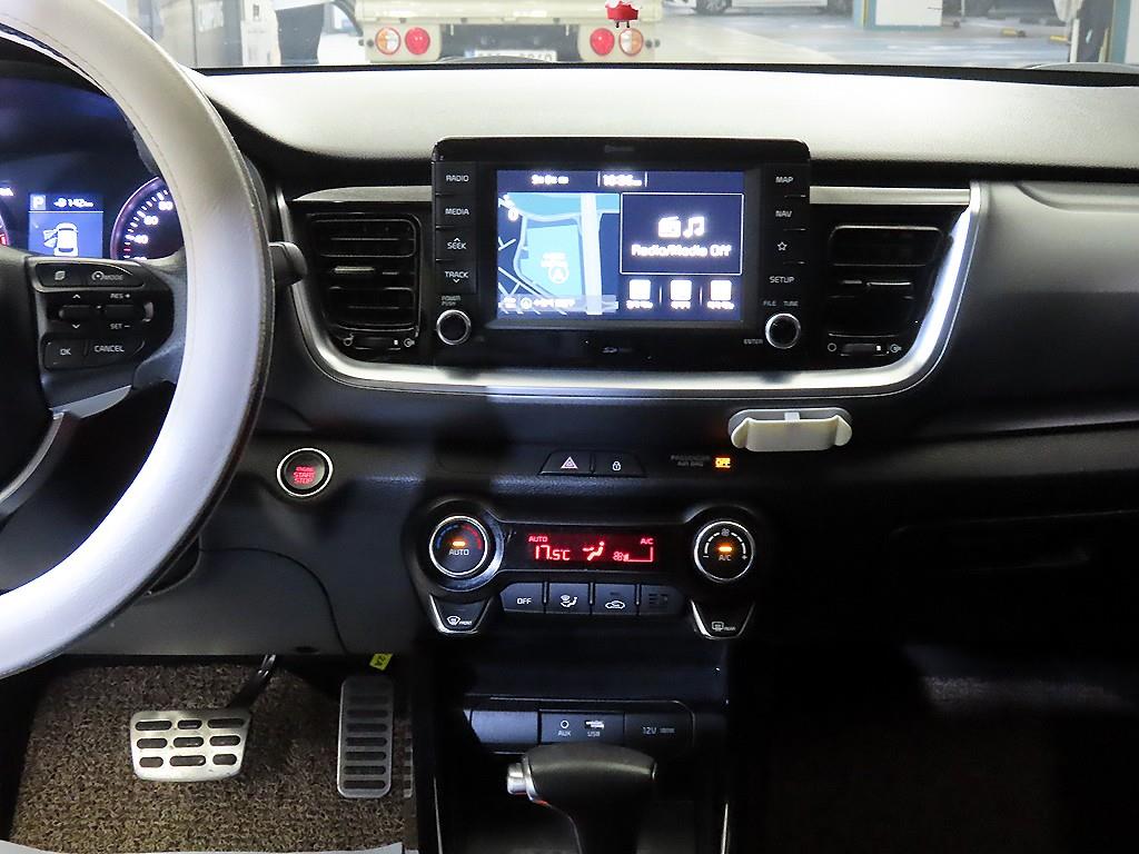 KIA Stonic - Vista 11