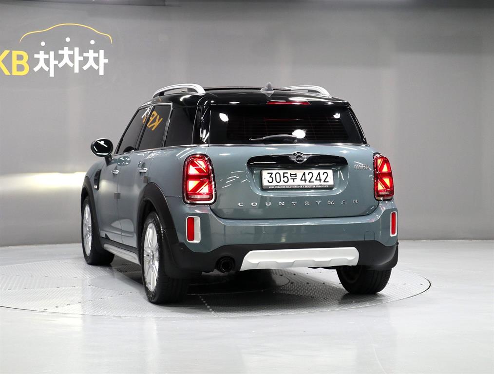 Mini Countryman - Vista 4