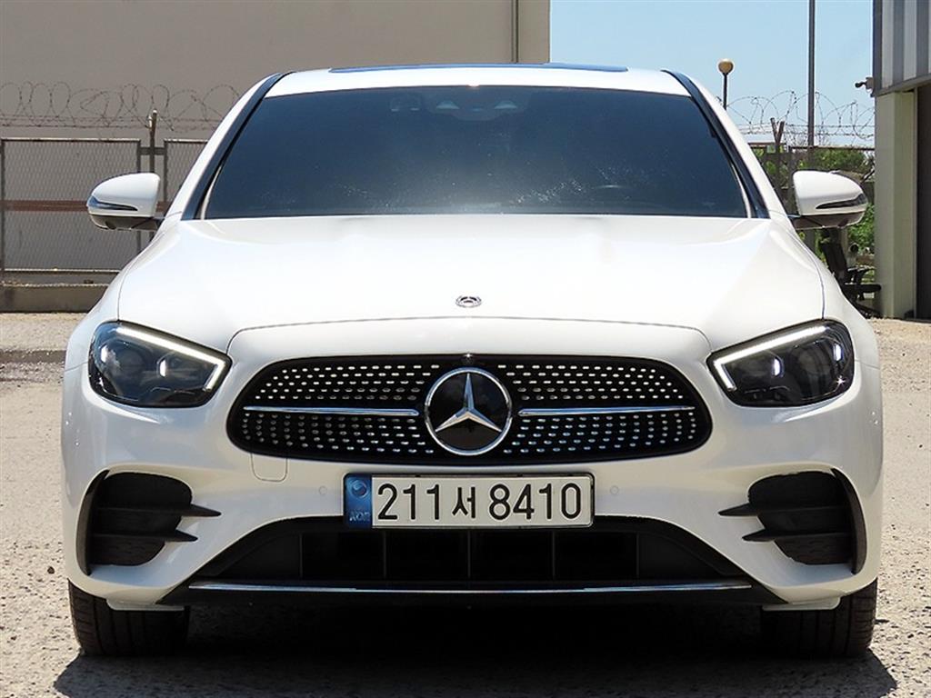 Mercedes Benz E class 2022 Blanco - Importación desde Corea - HF Imports Iquique - Foto 1