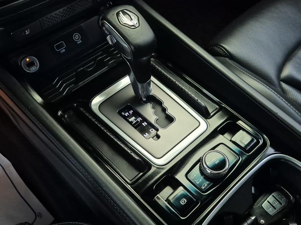 Ssangyong Rexton - Vista 8