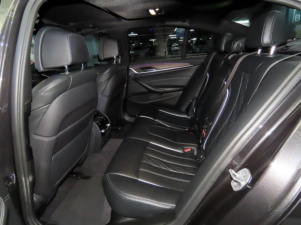 BMW 5 Series - Vista 7