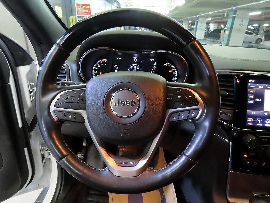 Jeep Cherokee - Vista 8