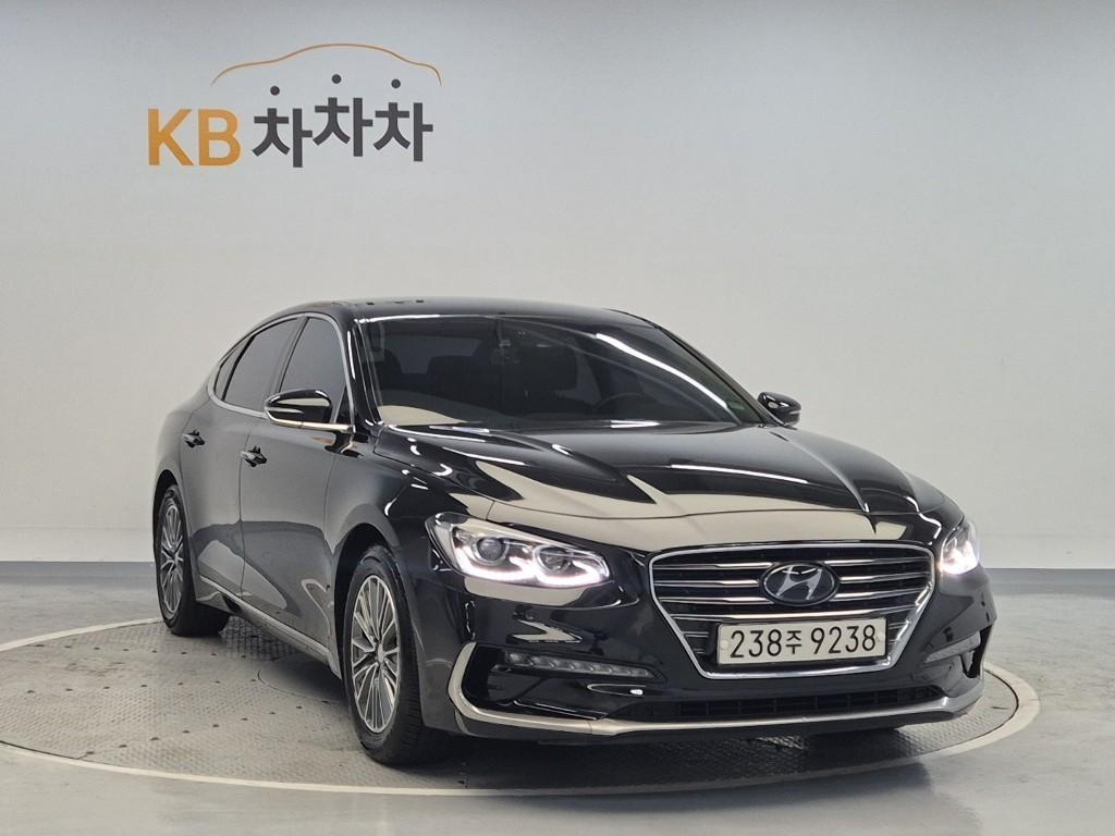 HYUNDAI Grandeur - Vista 2
