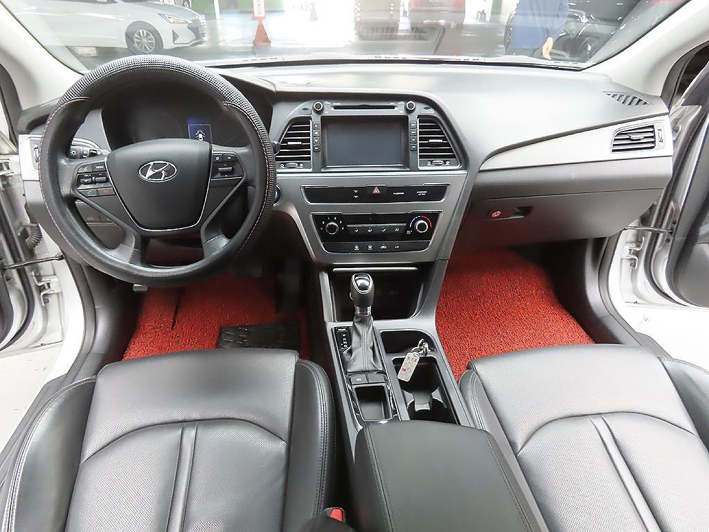 HYUNDAI Sonata 2016 Gris - Importación desde Corea - HF Imports Iquique - Foto 11