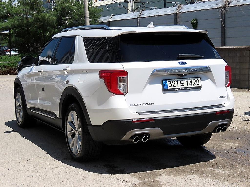 Ford Explorer - Vista 3