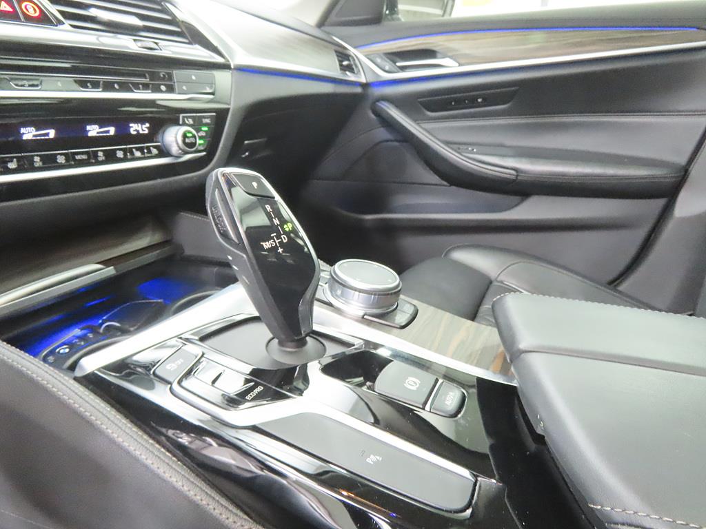 BMW 5 Series - Vista 11
