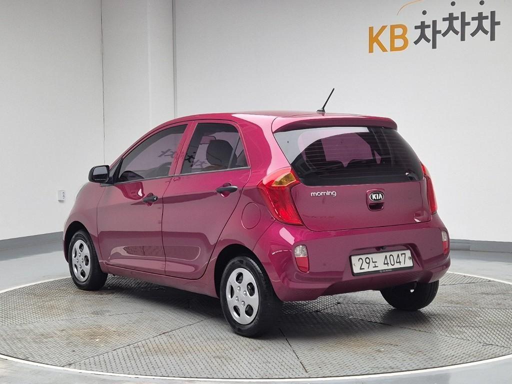 KIA Morning - Vista 4