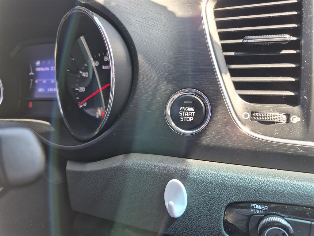 KIA Carnival 2018 Plateado - Importación desde Corea - HF Imports Iquique - Foto 17