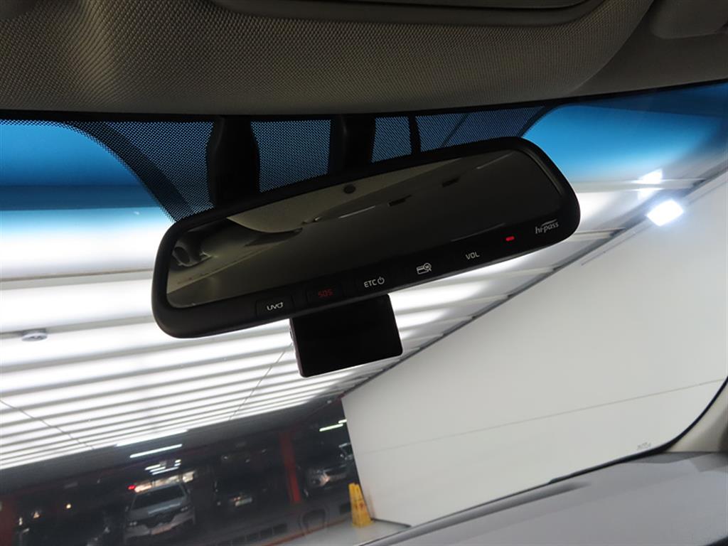 KIA Carnival - Vista 10