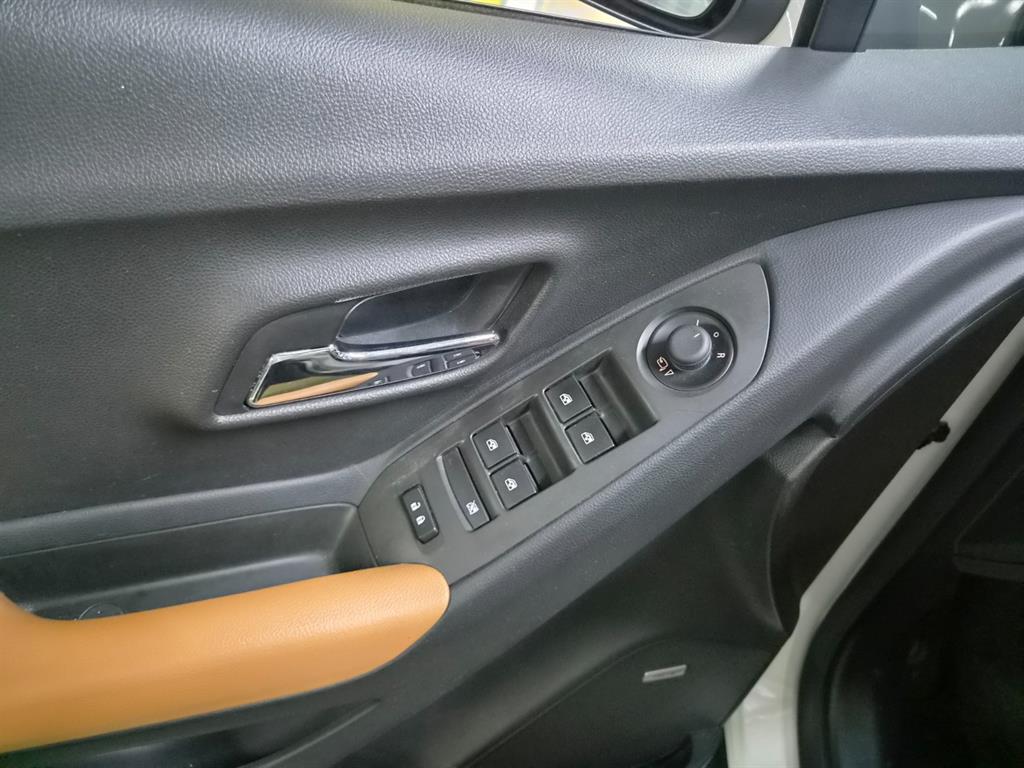 Chevrolet Trax 2017 Blanco - Importación desde Corea - HF Imports Iquique - Foto 17