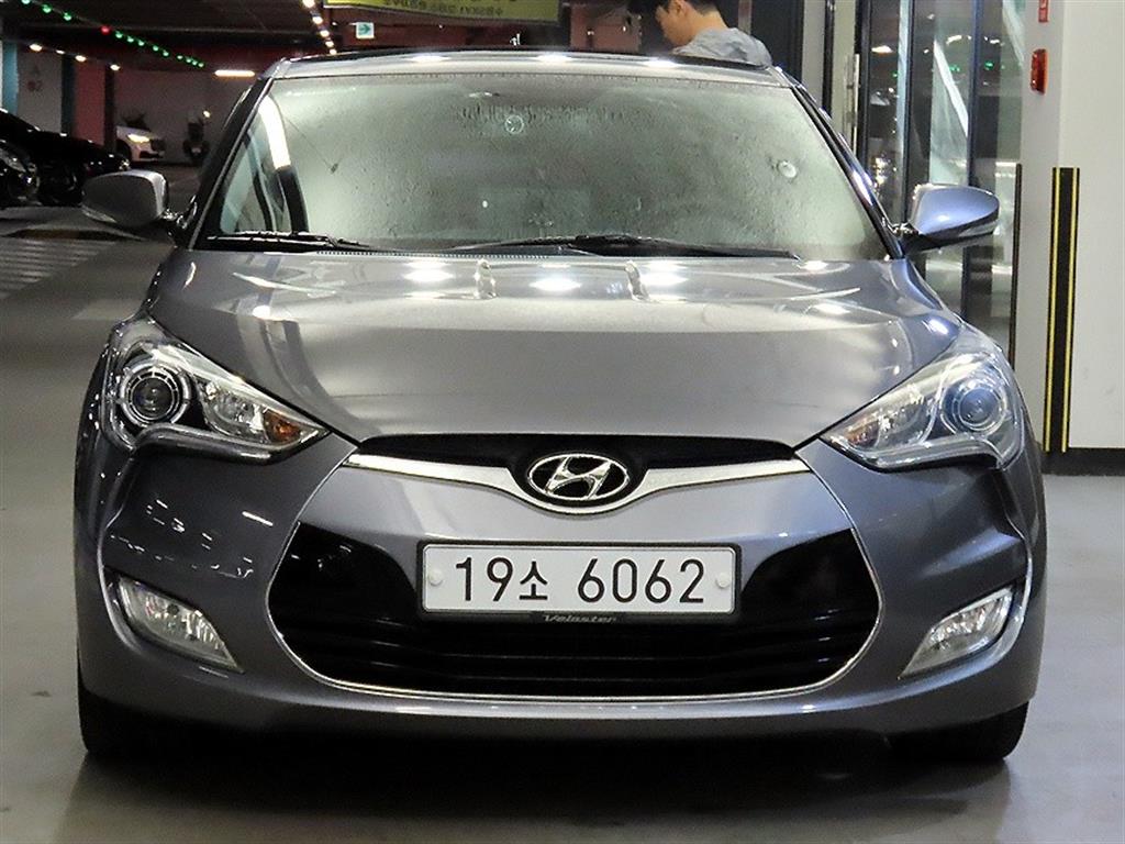 HYUNDAI Veloster - Vista 2
