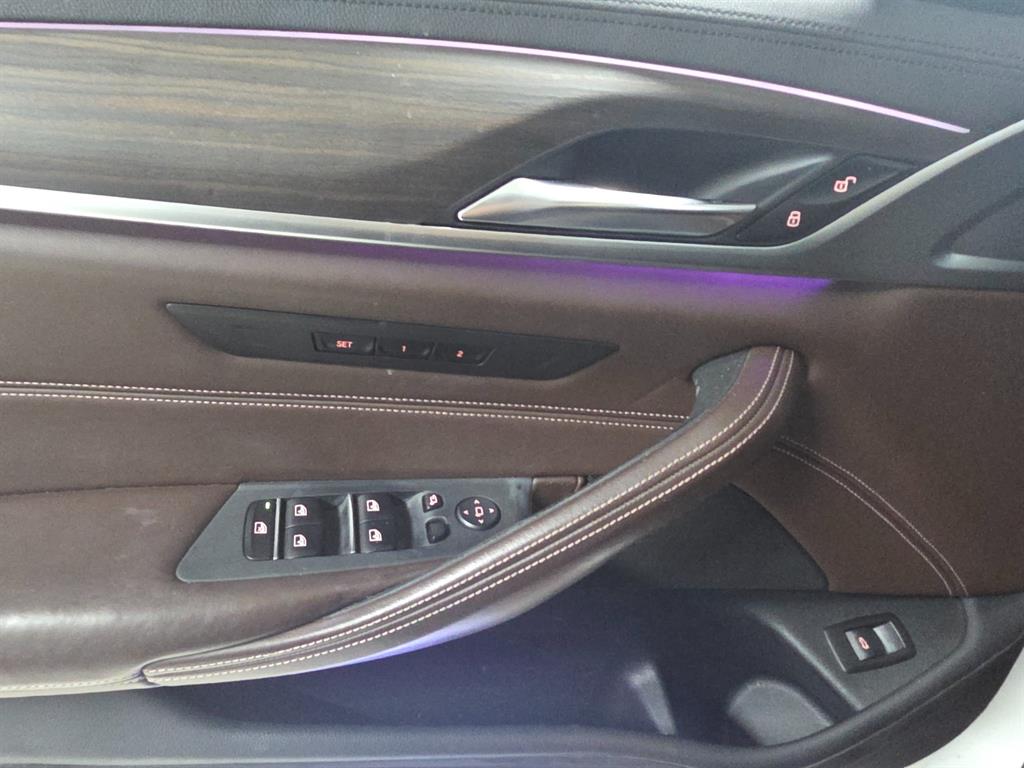 BMW 5 Series 2018 Blanco - Importación desde Corea - HF Imports Iquique - Foto 14