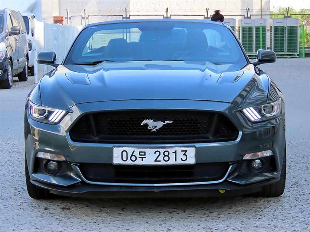 Ford Mustang - Vista 5