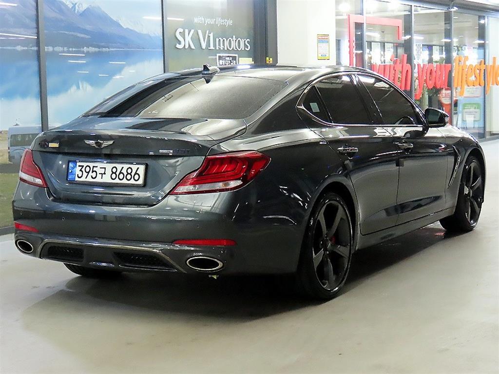 Genesis G70 - Vista 4