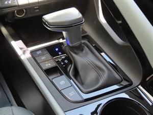 HYUNDAI Avante - Vista 12