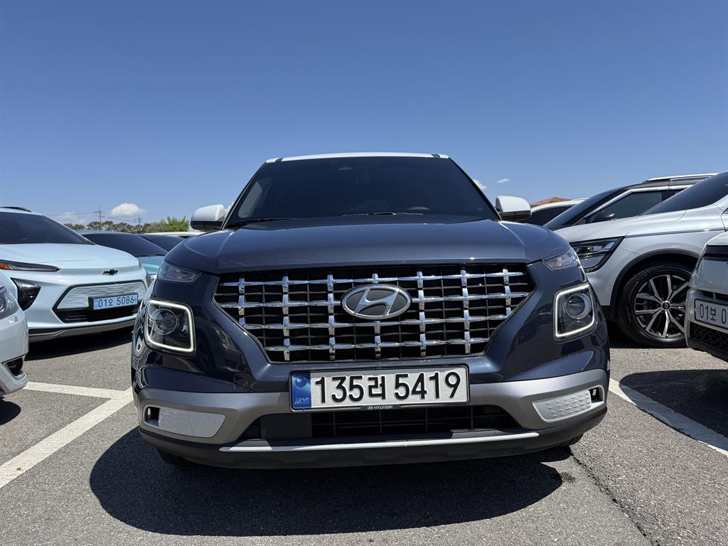 HYUNDAI Venue 2023 Azul - Importación desde Corea - HF Imports Iquique - Foto 1