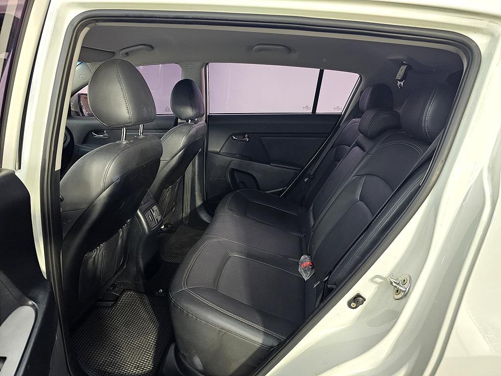 KIA Sportage - Vista 9