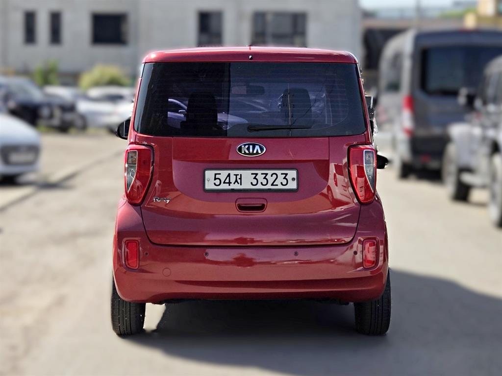 KIA Ray - Vista 4