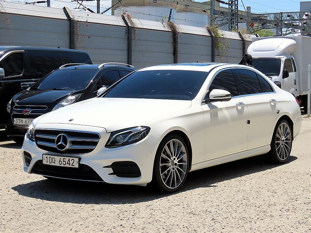 Mercedes Benz E class - Vista 2