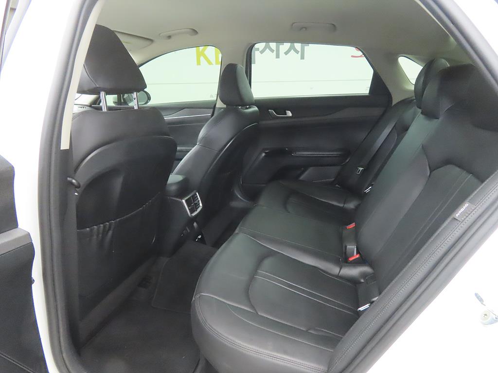 KIA K5 - Vista 6