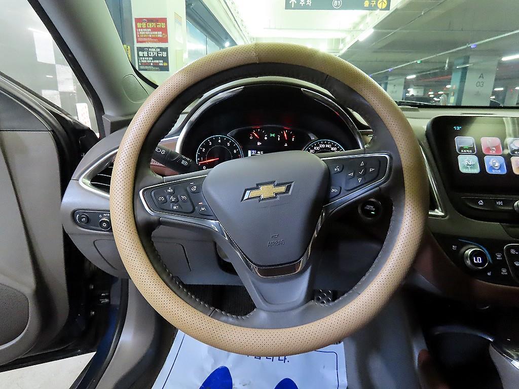 Chevrolet Malibu - Vista 8