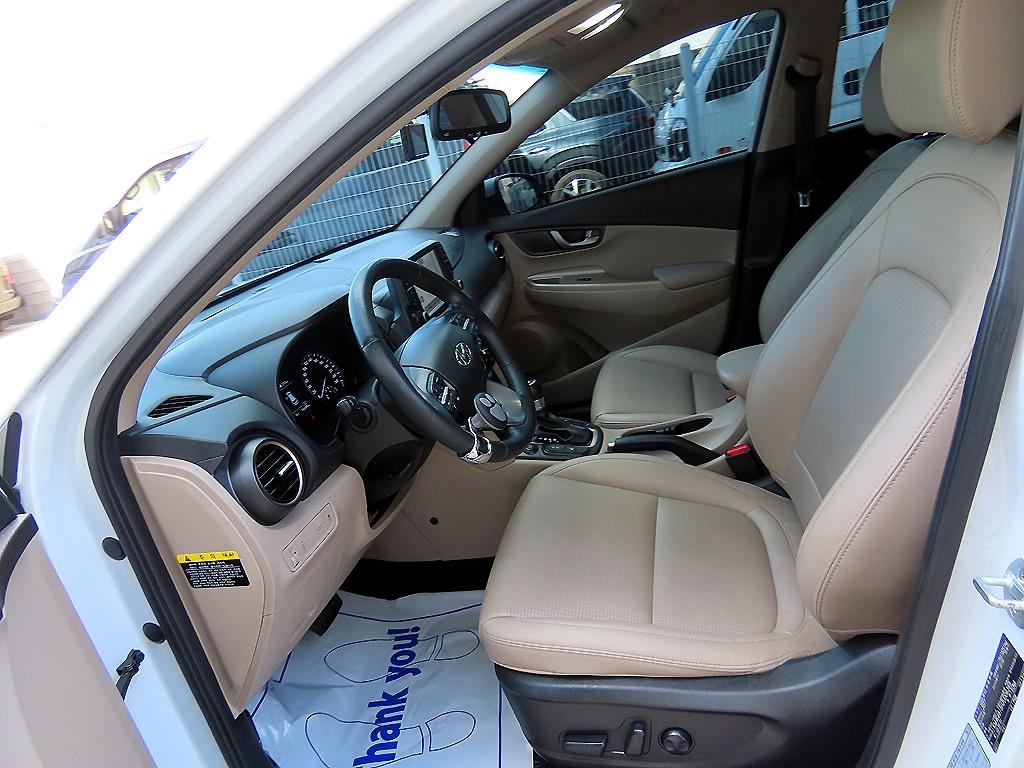 HYUNDAI Kona - Vista 5