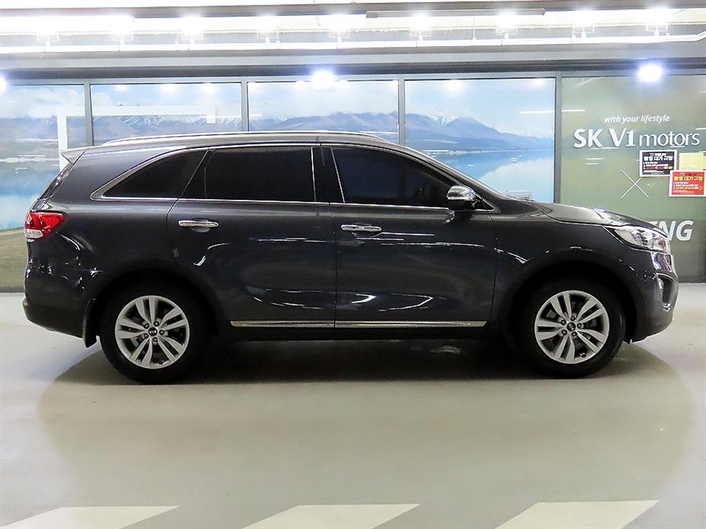 KIA Sorento - Vista 3