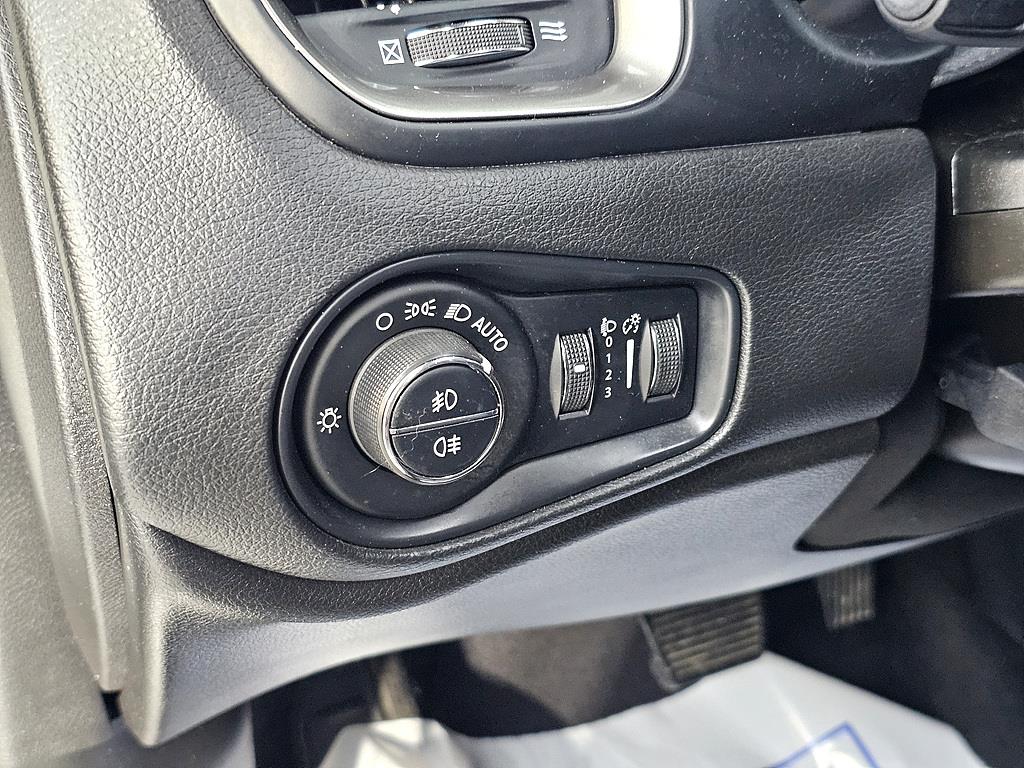 Jeep Renegade 2020 Blanco - Importación desde Corea - HF Imports Iquique - Foto 14