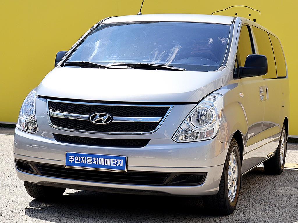HYUNDAI Starex 2015 Plateado - Importación desde Corea - HF Imports Iquique - Foto 1
