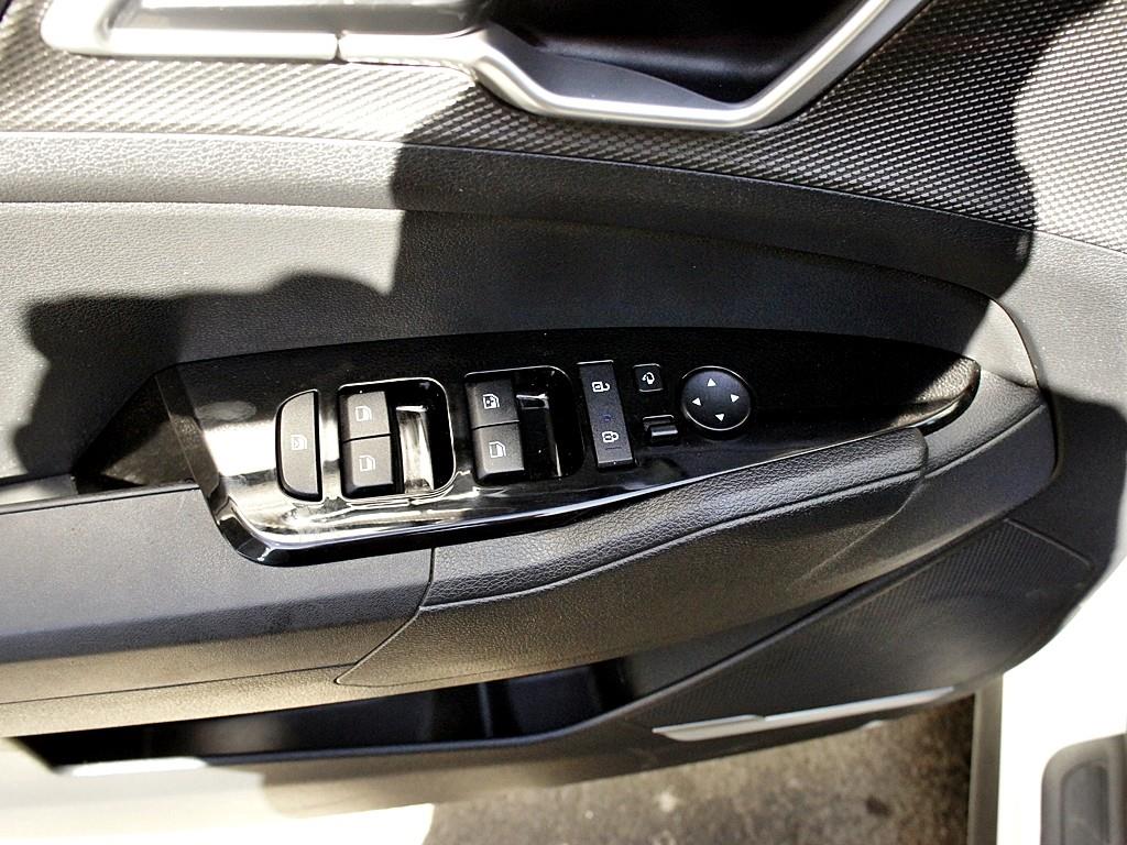 KIA Sportage 2023 Blanco - Importación desde Corea - HF Imports Iquique - Foto 13