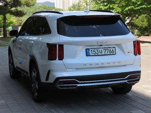 KIA Sorento - Vista 8