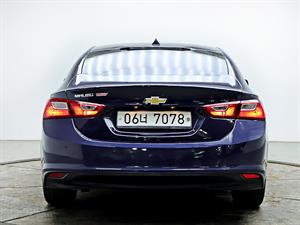 Chevrolet Malibu - Vista 6