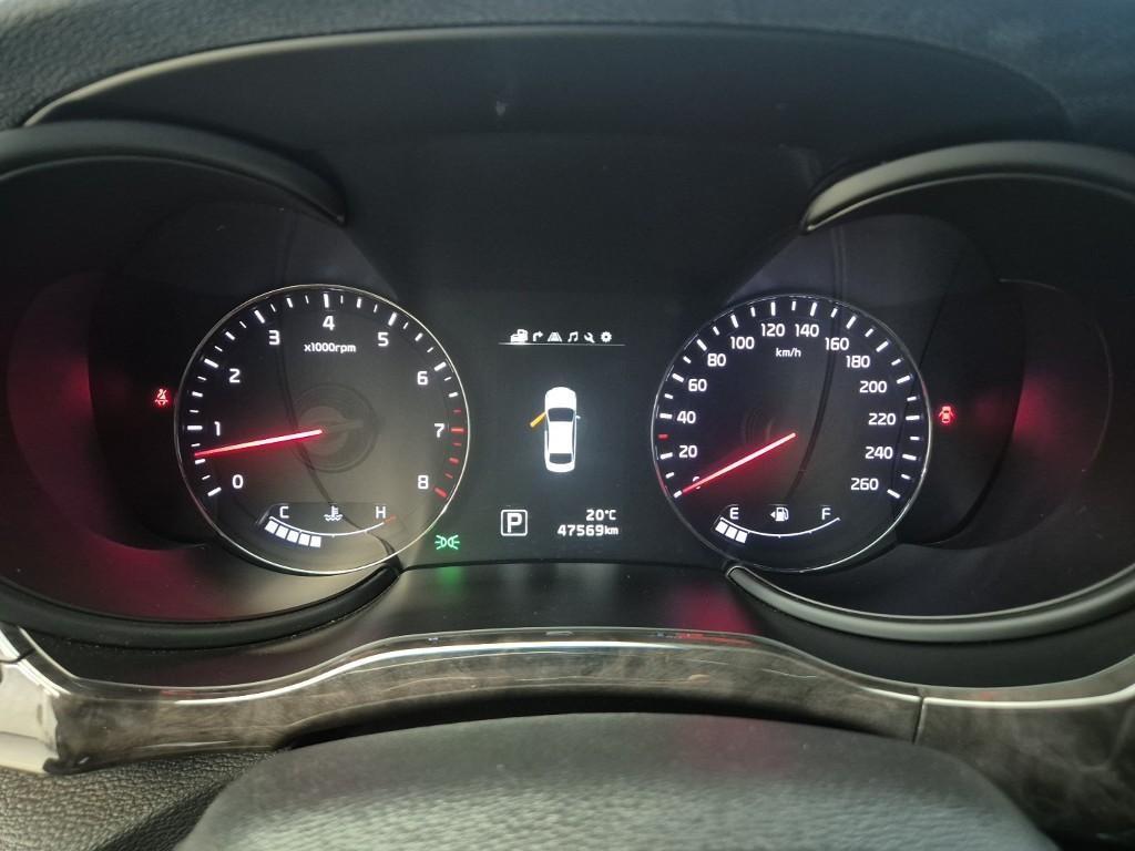 KIA K9 - Vista 6