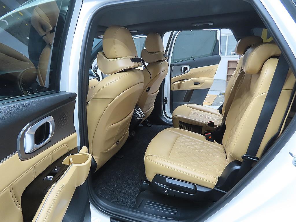 KIA Sorento 2022 Blanco - Importación desde Corea - HF Imports Iquique - Foto 9