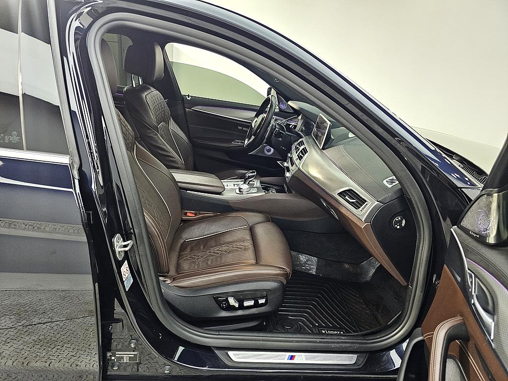 BMW 5 Series - Vista 11